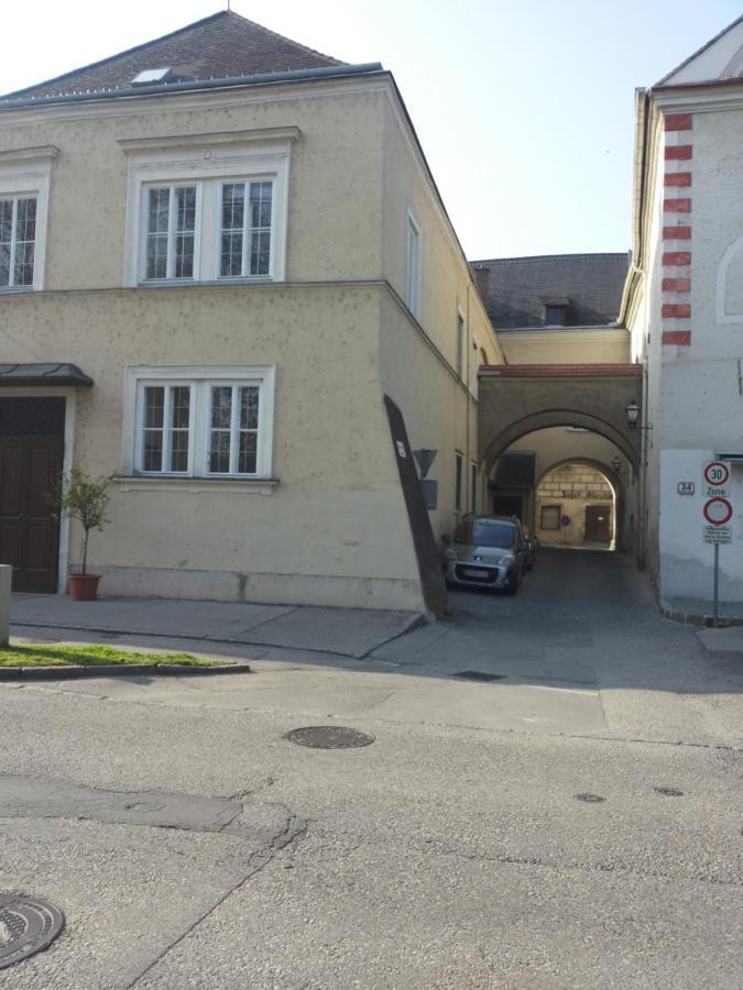 Ferienwohnung In Krems-Stein/Donau Buitenkant foto